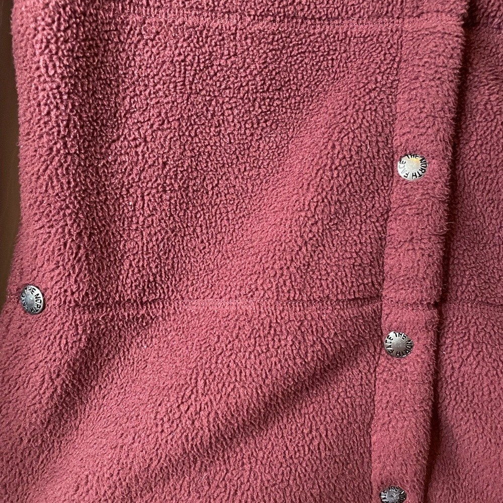 Red/ Burgundy The North Face Snap Fleece Women Size Small - Picture 6 of 8